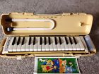 A-32 Suzuki Vintage Japan Melodion In Plastic Case