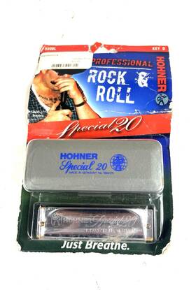 560bl-d Hohner Special 20 Harmonica Key Of D Germany - New- Damaged Packaging