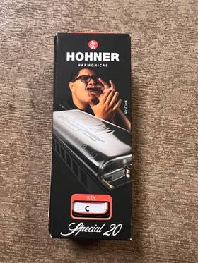 M560016p Hohner Special 20 Harmonica In The Key Of C