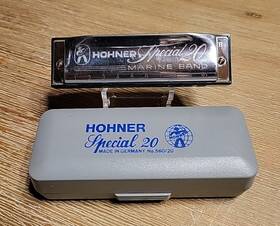 M560116 Hohner Special 20 Harmonica Key Of Bb - Model 560/20 10 Hole Hand Made Germany