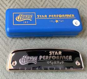 Huang 696859321146 Harmonica 102 Star Performer With Case Key Of C French Harp Organ New