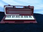 P37d02 Yamaha P37d 37-key Pianica
