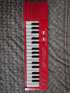 60-2337 Tandy Radio Shack Red Electronic Organ Keyboard Programmable - Works