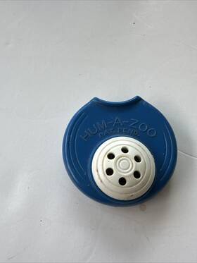 Trophy Products 082562075054 Vintage Hum-a-zoo Blue Plastic By Co. Usa Nice