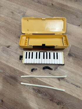 P26d Yamaha 26-key Pianica
