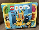 Lego Dots Pen Holder 438 Pcs Create Your Own Design Creative Fun!!. Fixed Price $19.99.